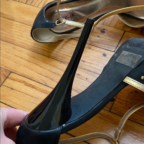 Black and Gold peep toe size 9 - Picture 7 of 8